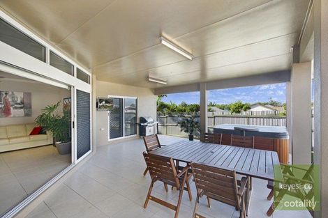 Property photo of 123 Shutehaven Circuit Bushland Beach QLD 4818