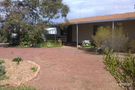 10 James St, Minnipa, SA 5654