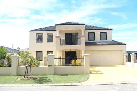 Property photo of 11 Spoonbill Place Queens Park WA 6107
