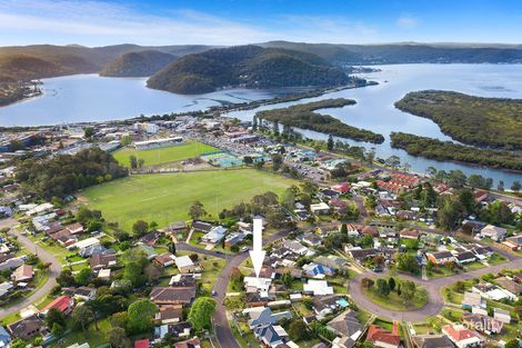 Property photo of 32 Camellia Circle Woy Woy NSW 2256