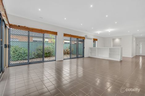 Property photo of 29 Swinburne Close Craigieburn VIC 3064