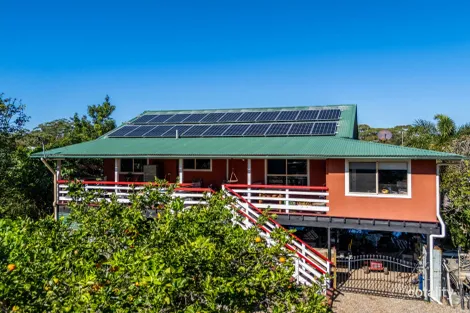 34-36 Highland St, Russell Island, QLD 4184