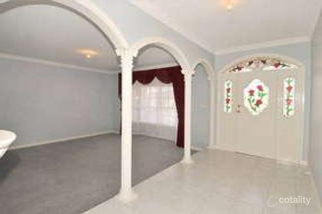 Property photo of 10 Innkeeper Place Sydenham VIC 3037