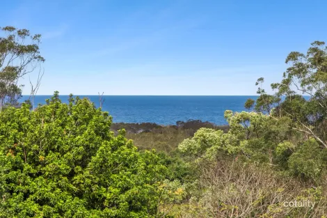 14 Azure Ave, Emerald Beach, NSW 2456