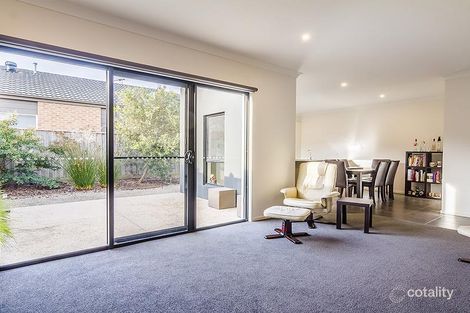 Property photo of 9 Officedale Road Officer VIC 3809