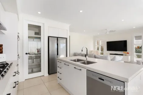 Property photo of 7 Palmview Street Ripley QLD 4306
