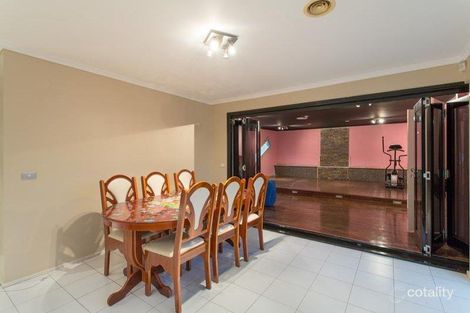 Property photo of 16 Whitmore Place Hillside VIC 3037