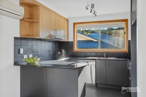 Property photo of 2/36 Schouten Street Warrane TAS 7018