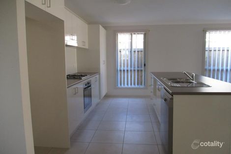 Property photo of 31 Harrop Parade Thornton NSW 2322