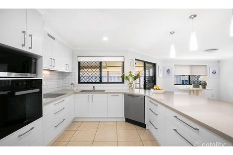 Property photo of 69 Gordon Crescent Wakerley QLD 4154