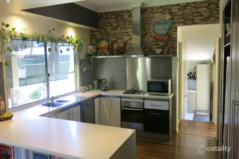 Property photo of 31 Gympie Road Tinana QLD 4650
