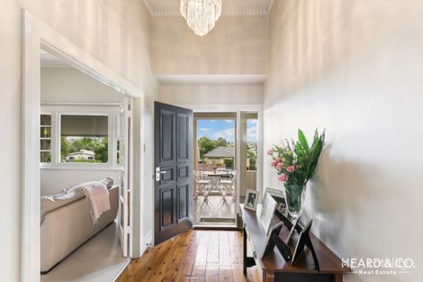 Property photo of 2 Carpenter Street Quarry Hill VIC 3550
