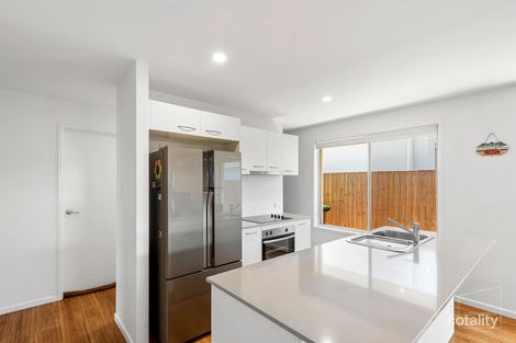 Property photo of 8 Bradley Crescent Nirimba QLD 4551