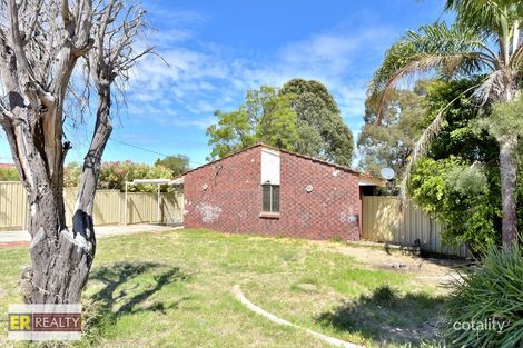 Property photo of 17 Girrawheen Avenue Girrawheen WA 6064