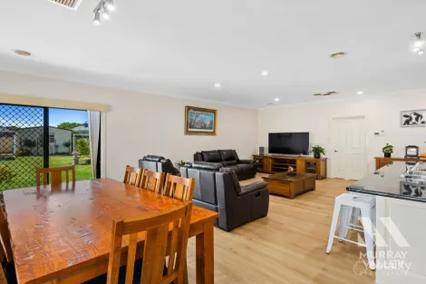 Property photo of 4 La Bamba Drive Yarrawonga VIC 3730