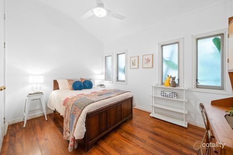 Property photo of 4 Watcombe Street Wavell Heights QLD 4012
