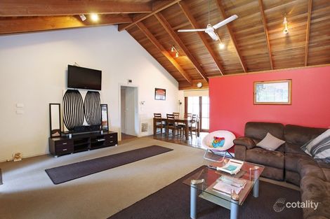 Property photo of 2/408 Mascoma Street Strathmore Heights VIC 3041