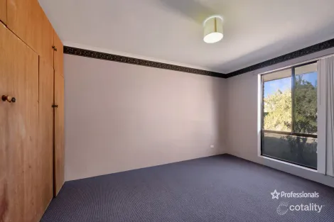 Property photo of 15 Solomon Circle Karloo WA 6530