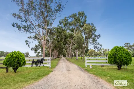 255 Rothackers Rd, Serpentine, VIC 3517