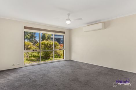 Property photo of 66 Racecourse Road Pakenham VIC 3810