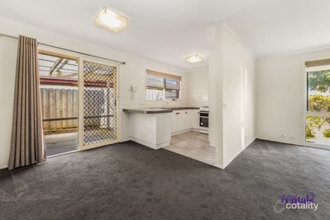 Property photo of 66 Racecourse Road Pakenham VIC 3810