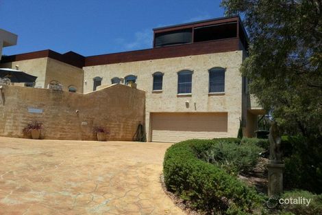 Property photo of 18 Freycinet Way Gnarabup WA 6285