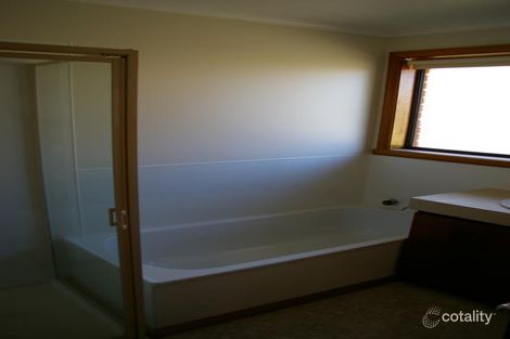 Property photo of 2/7 Mowbray Court Lenah Valley TAS 7008