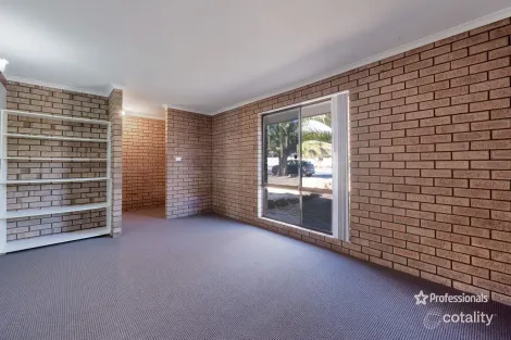 Property photo of 15 Solomon Circle Karloo WA 6530