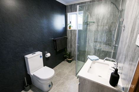 Property photo of 15 Boronia Crescent Yamba NSW 2464
