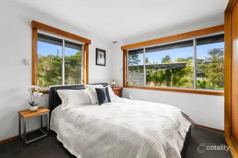 Property photo of 147 Barrenjoey Road Mona Vale NSW 2103