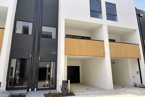 Property photo of 3 Luella Lane Pakenham VIC 3810