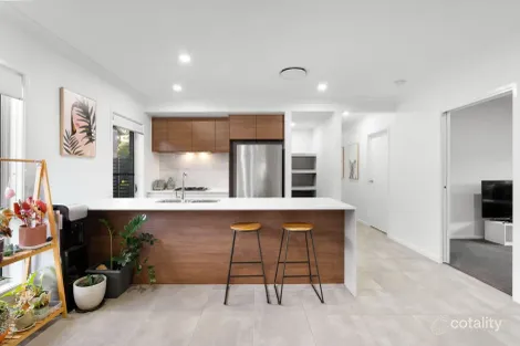 Property photo of 32 Ronde Crescent Bellbird Park QLD 4300