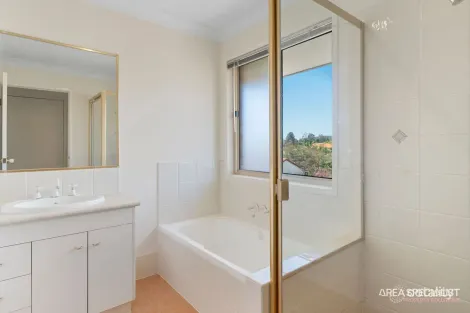 Property photo of 1 Pendragon Court Ormeau QLD 4208