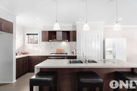 Property photo of 198 Linsell Boulevard Cranbourne East VIC 3977