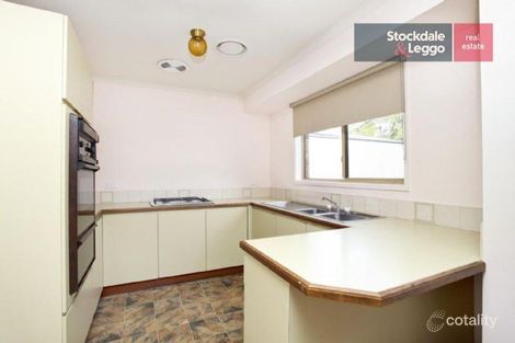 Property photo of 10 Mackinnon Court Attwood VIC 3049