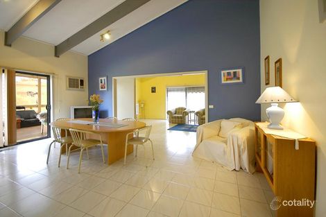 Property photo of 31 Sunrise Drive Greensborough VIC 3088