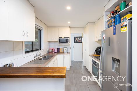 Property photo of 11 Nandina Avenue Lake Albert NSW 2650