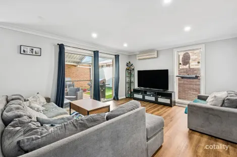 Property photo of 5 Cavers Street Currans Hill NSW 2567