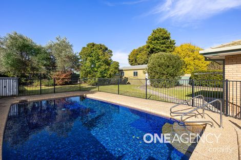 Property photo of 5 Myall Crescent Lake Albert NSW 2650