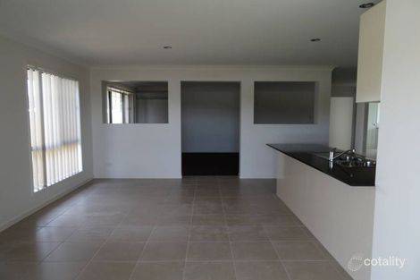 Property photo of 31 Koolivoo Parade Boyne Island QLD 4680