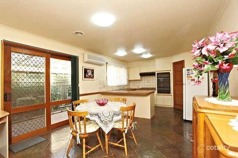 Property photo of 1 Outlook Drive Werribee VIC 3030