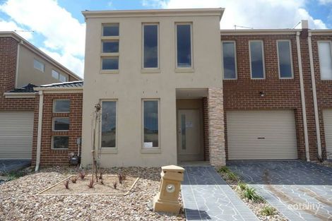 Property photo of 16 Richie Circuit Hillside VIC 3037