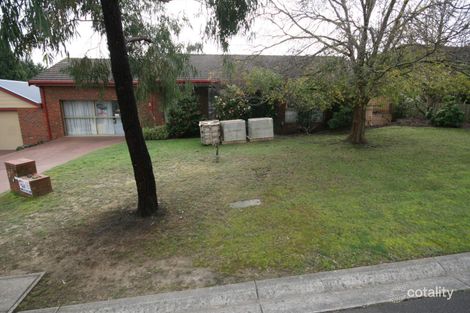 3 Catherine Pl, Croydon Hills, VIC 3136