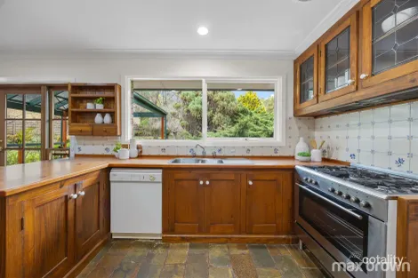 Property photo of 234 Sheffield Road Montrose VIC 3765