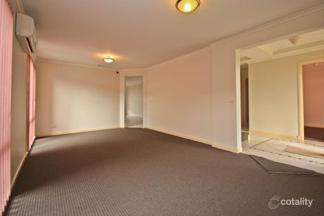 Property photo of 9 New England Way Narre Warren VIC 3805