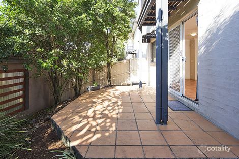 1/49 Nicholson St, Greenslopes, QLD 4120