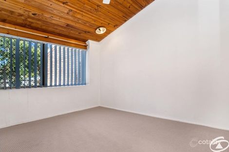 Property photo of 2/24-26 Mimosa Street Holloways Beach QLD 4878