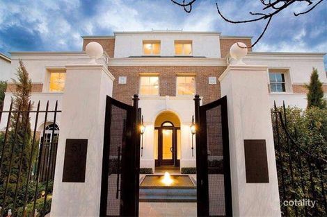 Property photo of 3/51 Mathoura Road Toorak VIC 3142