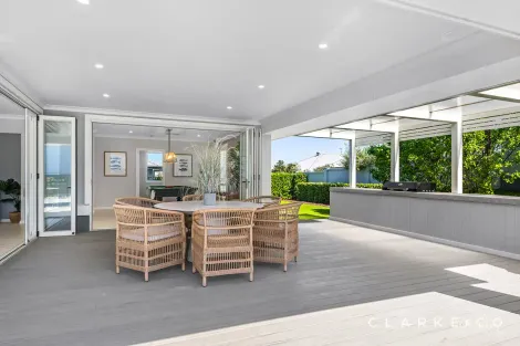 Property photo of 19 Peachy Avenue North Rothbury NSW 2335