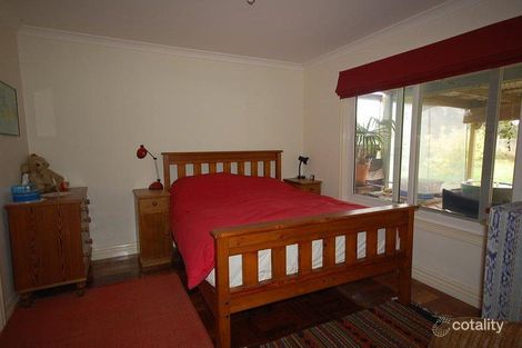 Property photo of 10 Sullivans Road Coomoora VIC 3461